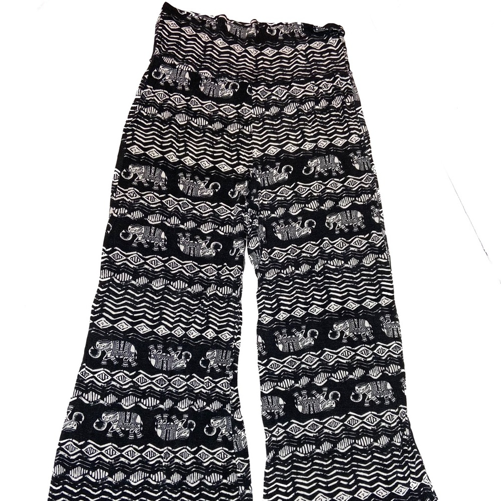 Just Ginger wide bottom pants